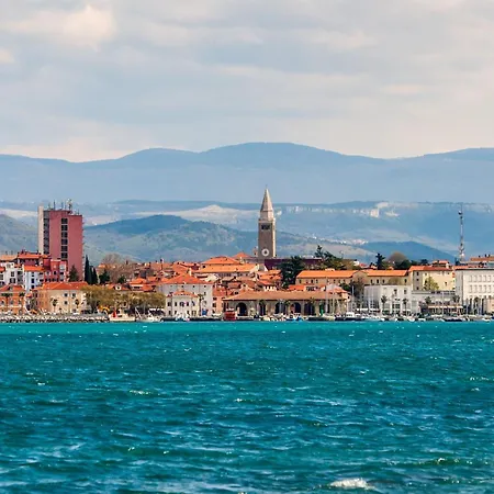 Coastal Countryside Oasis Deni - Happy Apartma