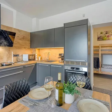 Coastal Countryside Oasis Deni - Happy Apartman Koper