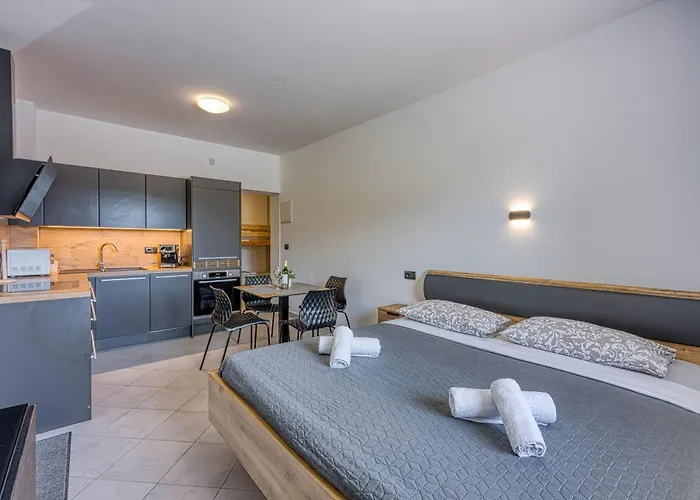 Coastal Countryside Oasis Deni - Happy Appartement *