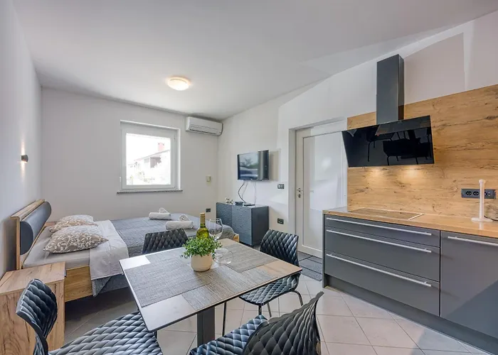 Appartement Coastal Countryside Oasis Deni - Happy *